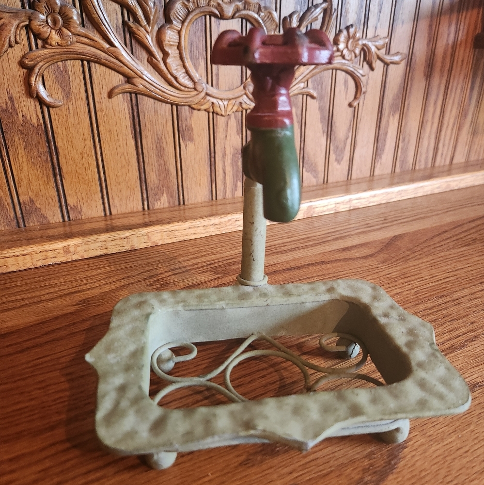 Vintage Style Faucet Handle Soap Holder